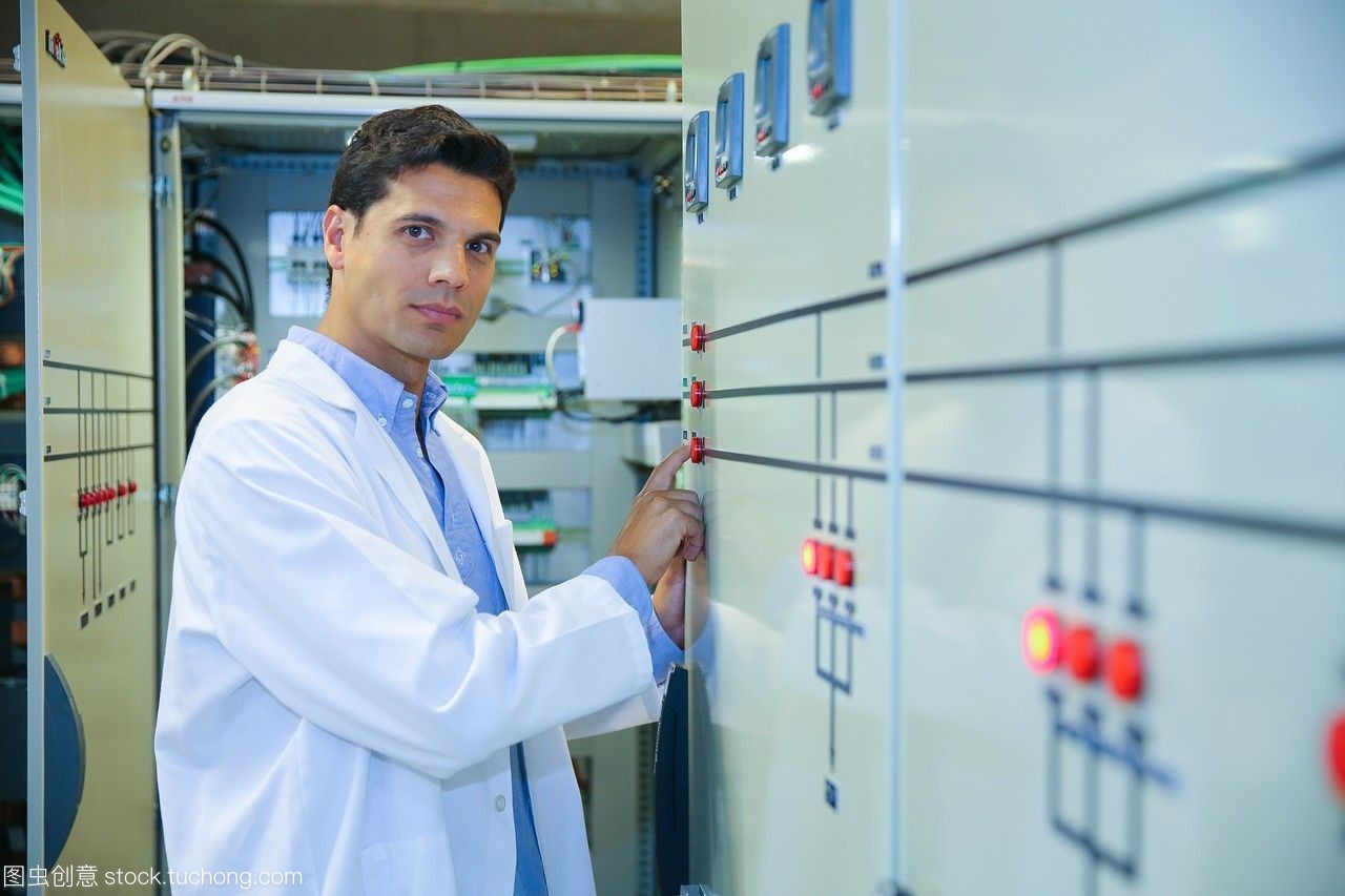 研究員。低壓微網(wǎng)絡(luò)。用于智能電網(wǎng)和智能電表的測(cè)試和證書服務(wù)。電力電子設(shè)備認(rèn)證。技術(shù)服務(wù)行業(yè)。tecnaliaresearch&innovationbizkaiabasquecountry,西班牙。